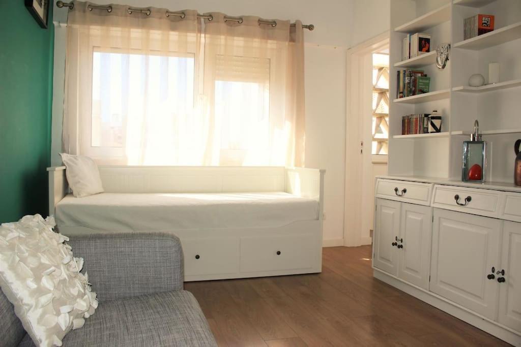 Sunny Apartment In 리스본 외부 사진